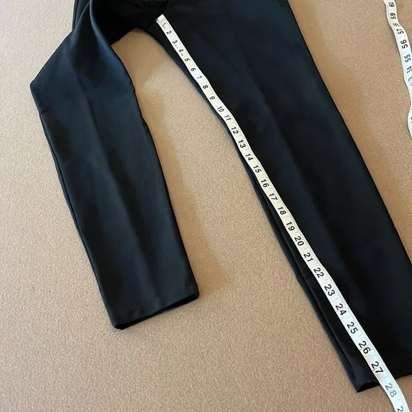 THEORY Skinny Pant in Compact Knit Jersey Black- Size 4